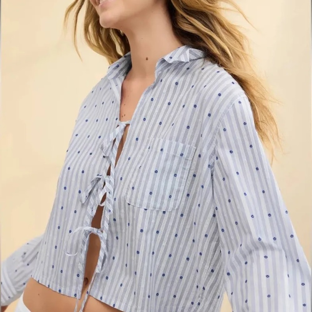 Aerie Off-Duty Poplin Tie Front Stripe Long Sleeve Shirt in Ocean Sky